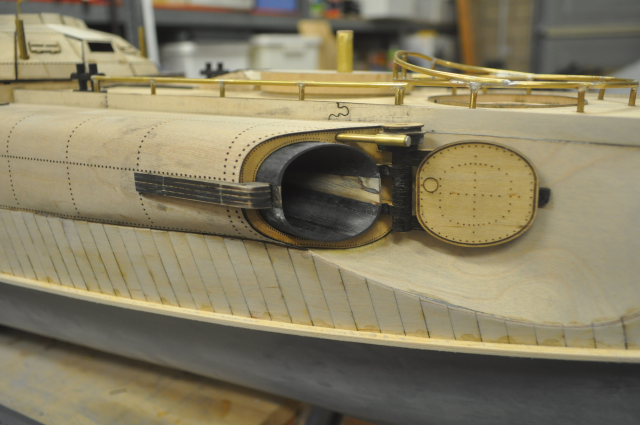 Torpedo Tube Door Lock